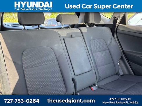 Certified 2021 Hyundai Tucson SEL FWD image 8