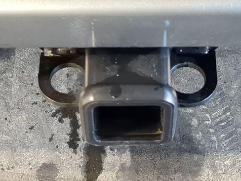 Used 2025 GMC Sierra 1500 Elevation image 40