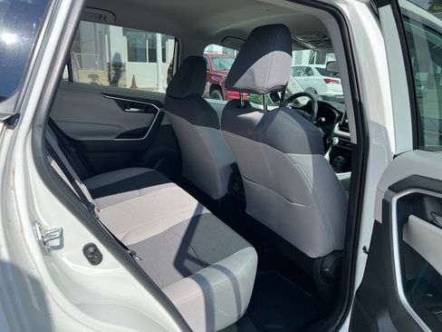 Used 2024 Toyota RAV4 XLE AWD/4WD image 11