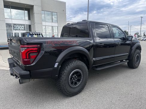 Used 2024 Ford F150 Raptor AWD/4WD image 4