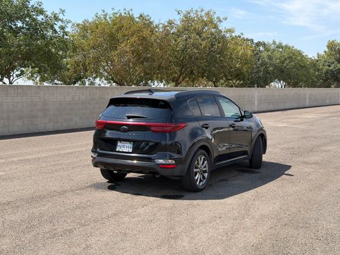 Used 2022 Kia Sportage Nightfall Edition w/ Nightfall Fwd Premium Package image 3