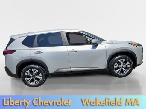 Used 2023 Nissan Rogue SV AWD/4WD image 2