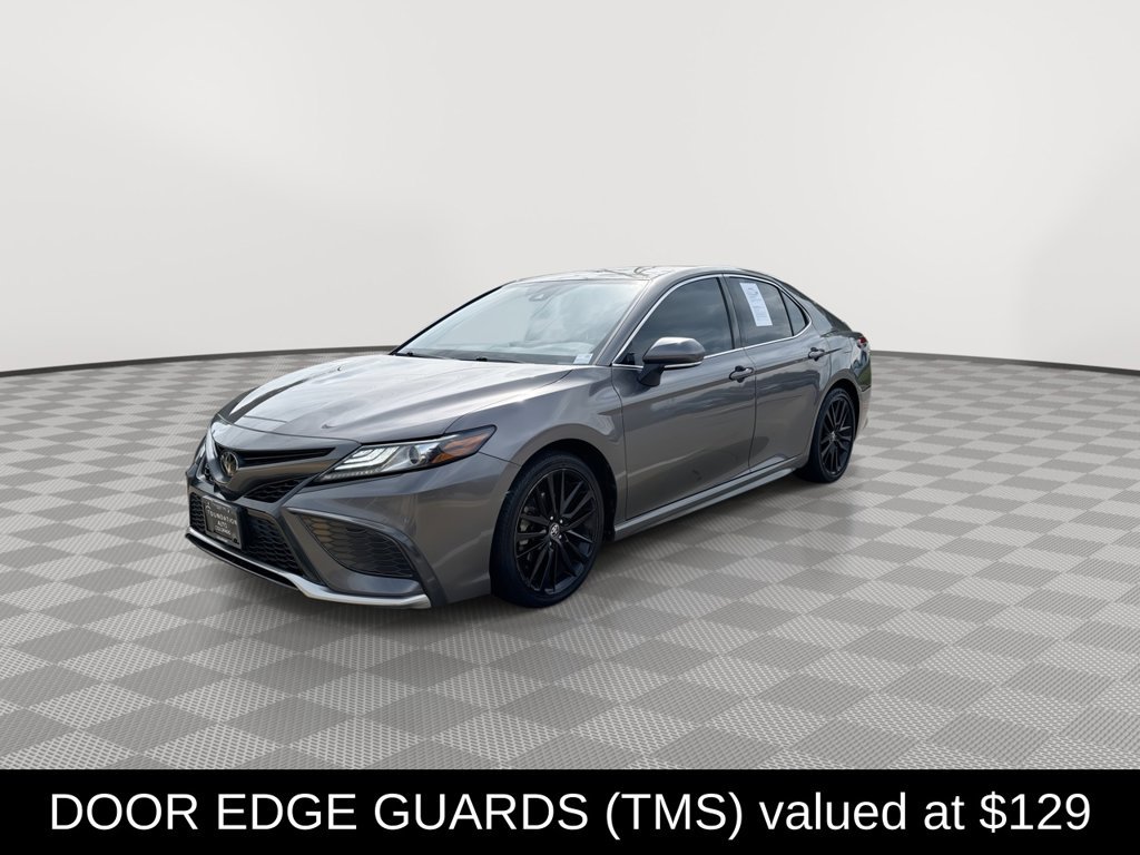 Used 2021 Toyota Camry XSE w/ Carpet Mat Package (TMS) FWD image 6