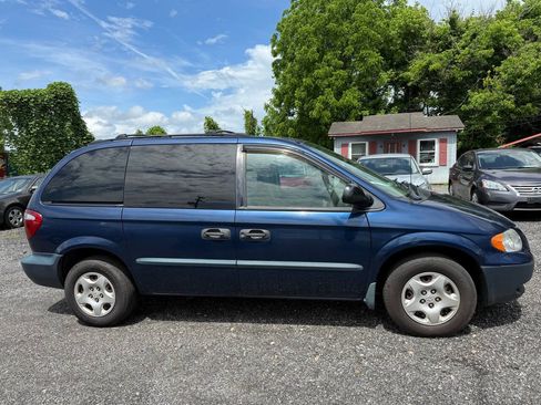 Used 2002 Dodge Caravan SE FWD image 6