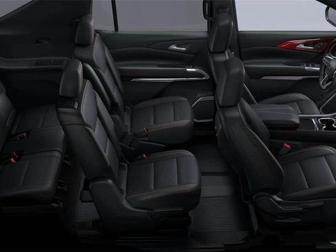 New 2026 Chevrolet Traverse Z71 w/ Driver Confidence Package AWD/4WD image 7