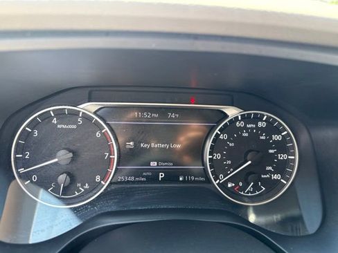 Used 2023 Nissan Rogue SV AWD/4WD image 13