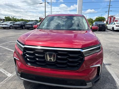 Used 2023 Honda Pilot EX-L image 2