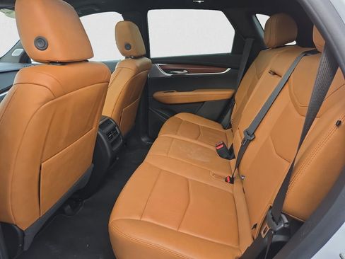 Certified 2024 Cadillac XT5 Premium Luxury image 16