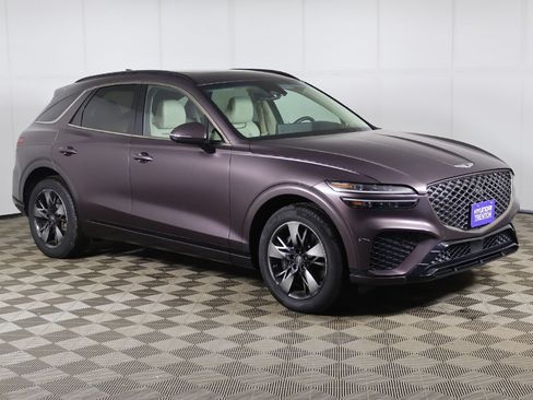 Used 2022 Genesis GV70 3.5T Sport w/ Sport Advanced Package AWD/4WD image 52