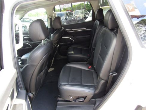 Used 2022 Kia Telluride S image 18