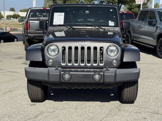 Used 2018 Jeep Wrangler Unlimited Sahara w/ Connectivity Group AWD/4WD video 2