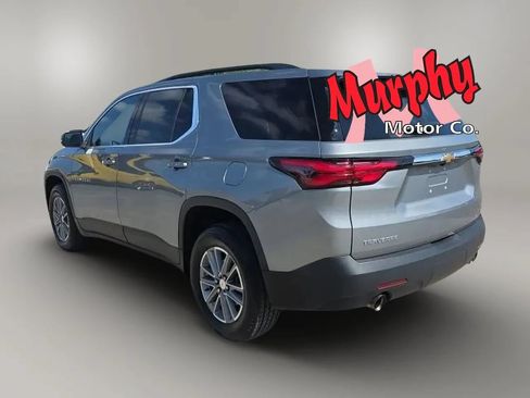 Used 2023 Chevrolet Traverse LT FWD image 6