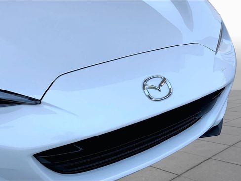 Used 2025 MAZDA MX-5 Miata RF Grand Touring RWD image 30
