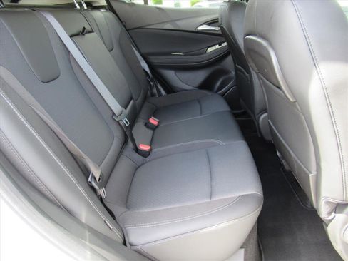 Used 2022 Buick Encore GX Select w/ Safety Package II image 26