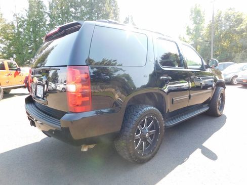 Used 2014 Chevrolet Tahoe LT image 2