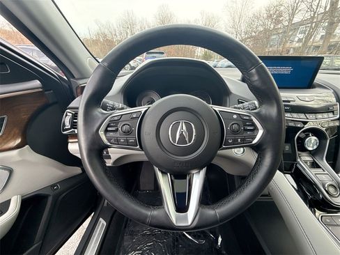 Used 2019 Acura RDX AWD w/ Advance Package image 11
