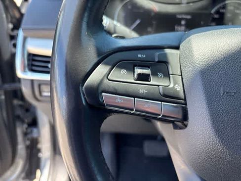 Used 2023 Cadillac XT4 Premium Luxury AWD/4WD image 11