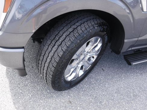 Used 2023 Ford F150 Platinum RWD image 32