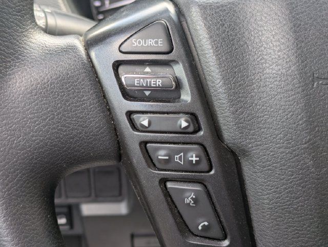Used 2022 Nissan Frontier SV w/ Technology Package AWD/4WD image 24