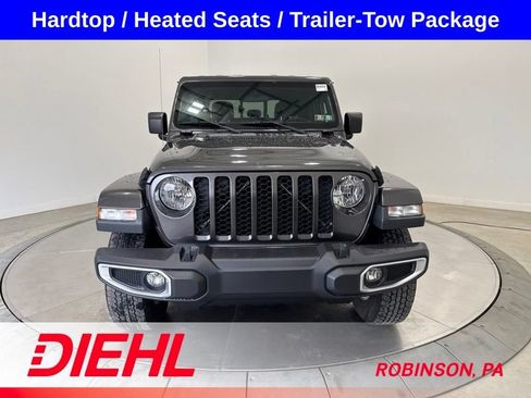 Used 2020 Jeep Gladiator Sport w/ Quick Order Package 24S AWD/4WD image 2
