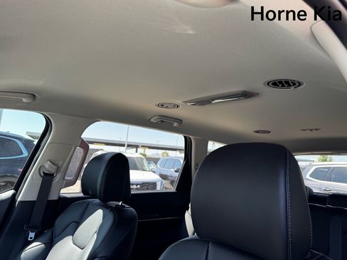 New 2025 Kia Telluride LX image 19