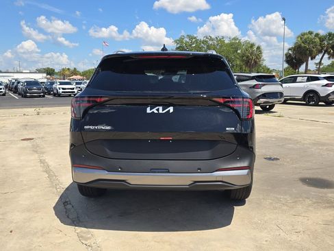 New 2026 Kia Sportage EX AWD/4WD image 7