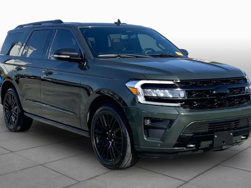 Used 2022 Ford Expedition Platinum AWD/4WD image 3