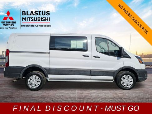 Used 2024 Ford Transit 250 Low Roof w/ Exterior Upgrade Package image 5