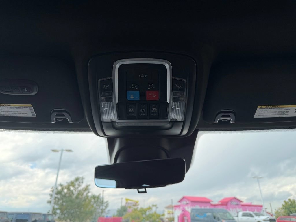 Used 2024 RAM 2500 Limited AWD/4WD image 19