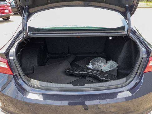 Used 2023 Chevrolet Malibu LT FWD image 25