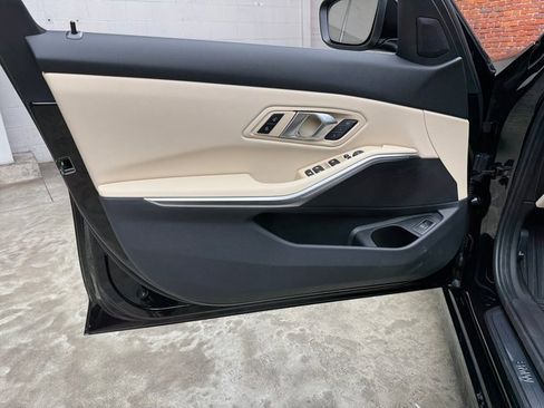 Used 2026 BMW 330i xDrive Sedan image 10