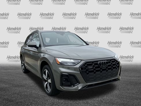 Used 2023 Audi Q5 2.0T Premium Plus w/ Premium Plus Package image 2