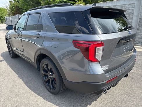 Used 2023 Ford Explorer ST w/ Equipment Group 401A AWD/4WD image 2