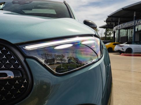New 2026 Mercedes-Benz GLC 300 4MATIC image 3