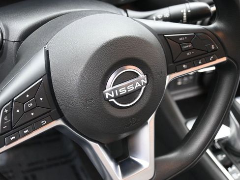 Certified 2025 Nissan Sentra SV image 12