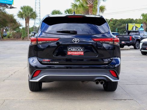 Used 2023 Toyota Highlander XSE FWD image 25