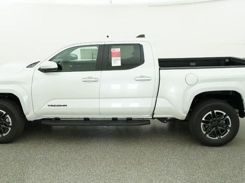 New 2026 Toyota Tacoma TRD Sport AWD/4WD image 36