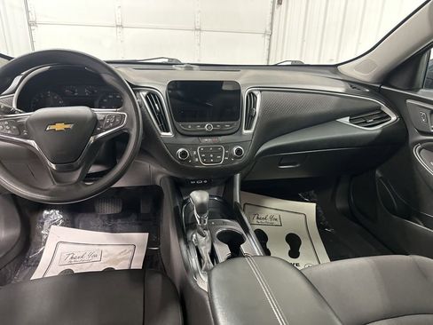 Used 2023 Chevrolet Malibu LT FWD image 14
