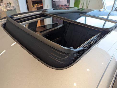 New 2026 Audi Q8 Premium Plus image 26