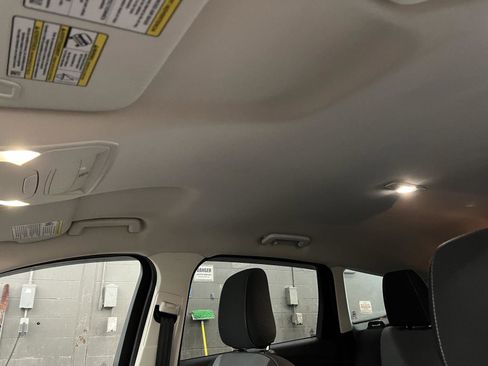 Used 2018 Ford Escape SE FWD image 14