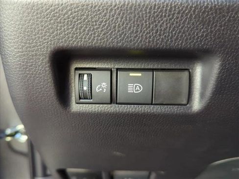 Certified 2025 Toyota RAV4 LE FWD image 22