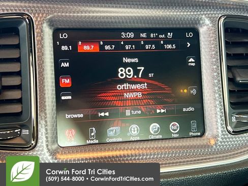 Used 2016 Dodge Challenger SRT Hellcat RWD image 22
