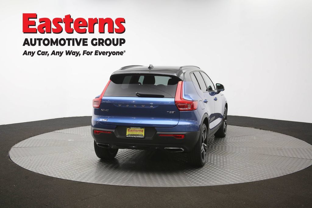 Used 2020 Volvo XC40 T5 R-Design AWD/4WD image 41
