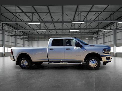 New 2026 RAM 3500 Lone Star image 5