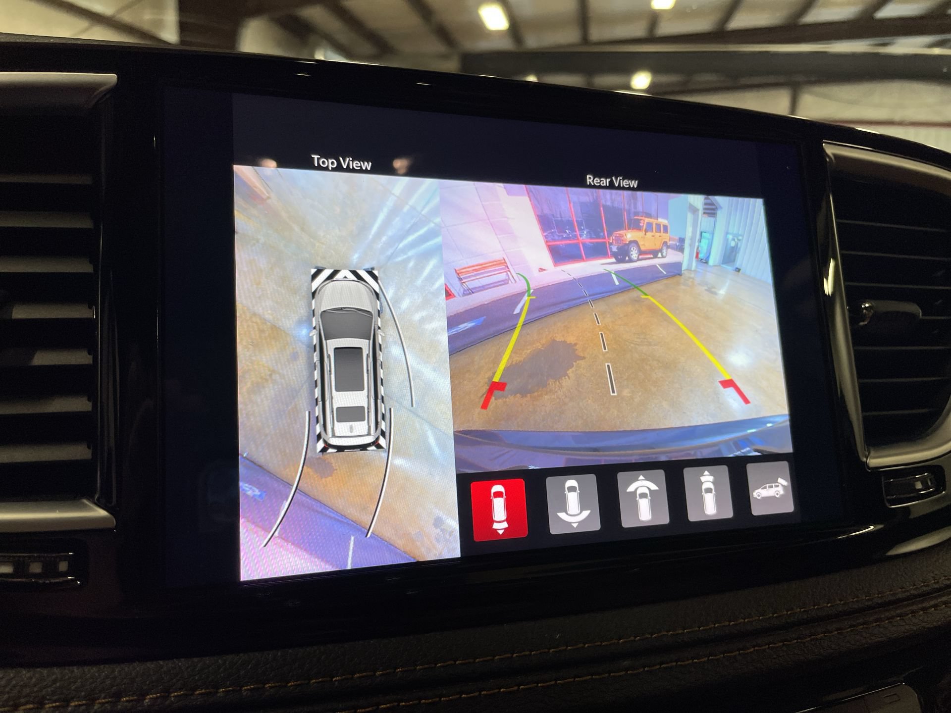 Used 2022 Chrysler Pacifica Pinnacle FWD image 20