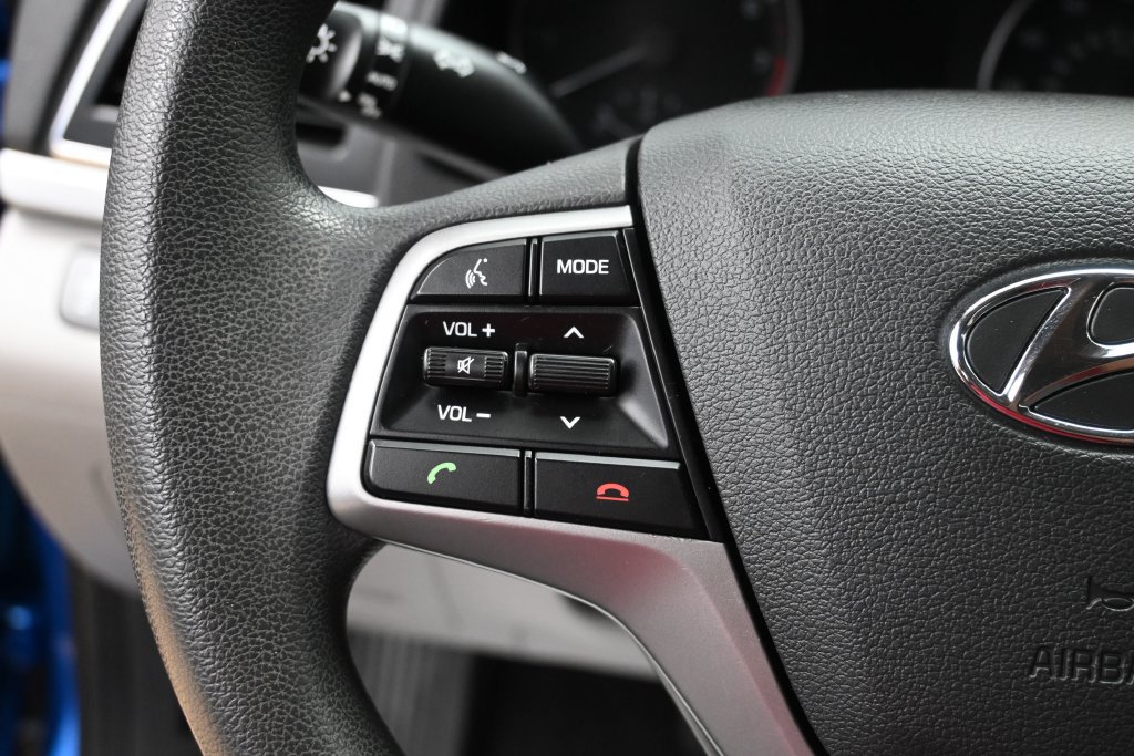 Used 2017 Hyundai Elantra SE FWD image 12