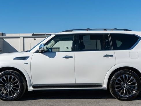 Used 2022 Nissan Armada Platinum w/ Captain's Chairs Package image 9