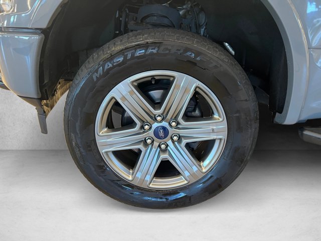 Used 2019 Ford F150 XLT w/ Equipment Group 302A Luxury AWD/4WD image 24