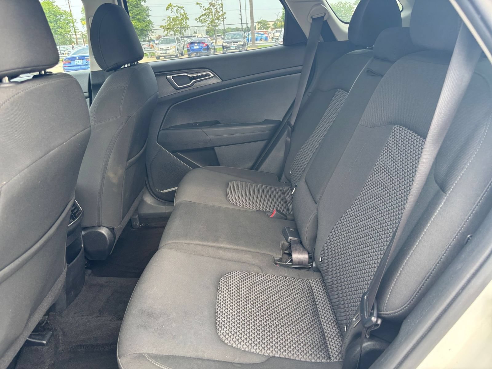 Used 2023 Kia Sportage LX AWD/4WD image 22