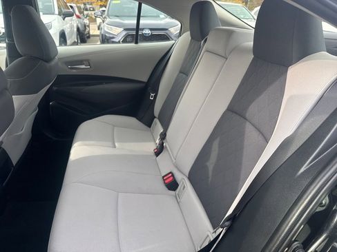 Used 2020 Toyota Corolla LE image 33
